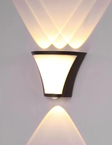 H - Wall Lamp