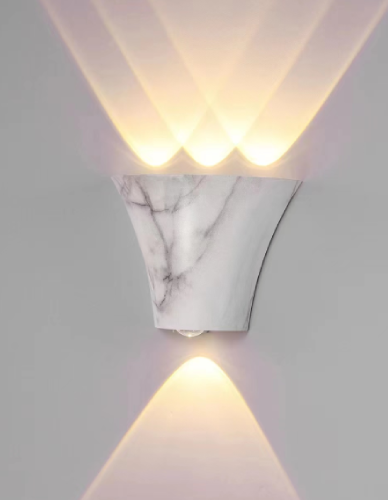 G - Wall Lamp